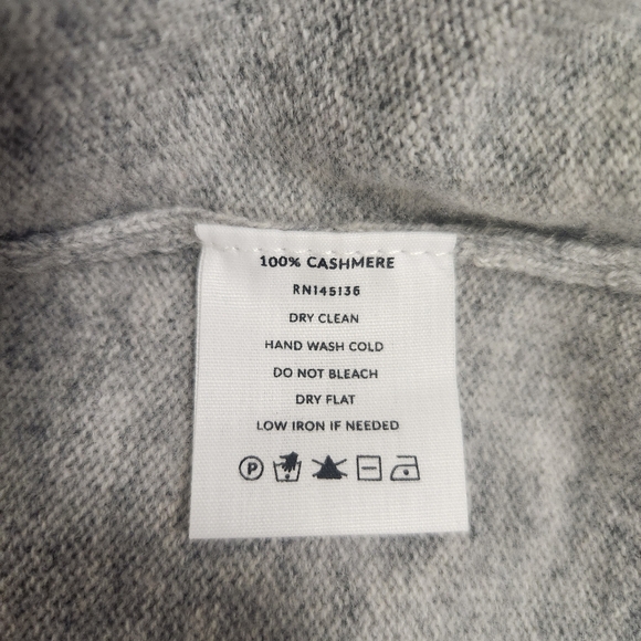 Soft By Naadam 100% Cashmere Gray Long Sleeve Pullover Sweater Size L. - Picture 5 of 5